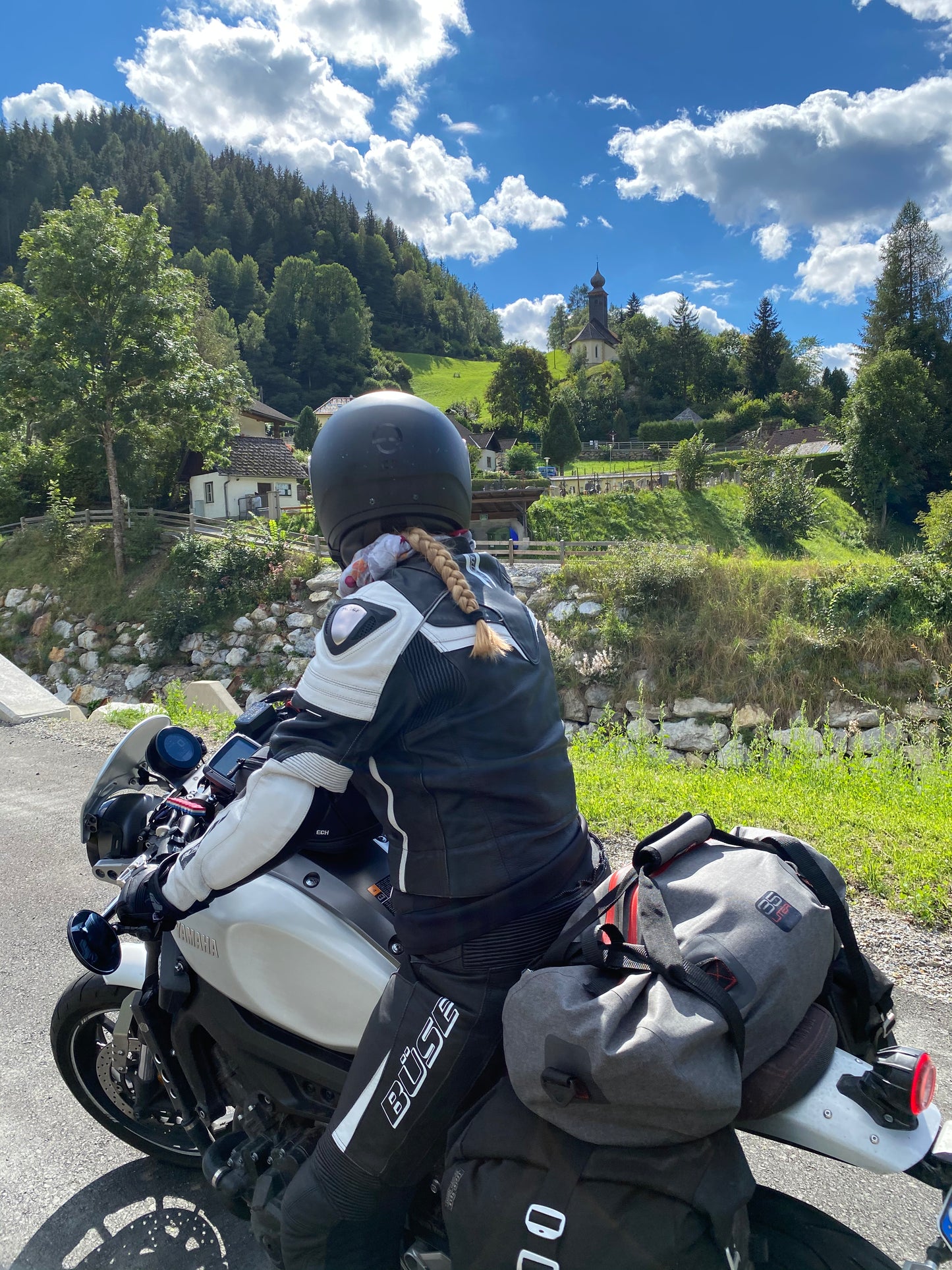Moto Goddess Travel Academy - Live-Online-Seminar - women only