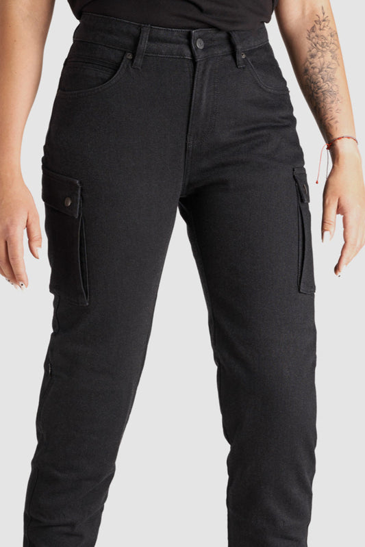 MILA CARGO BLACK – Motorradjeans für Damen im Chino-Stil aus Cordura