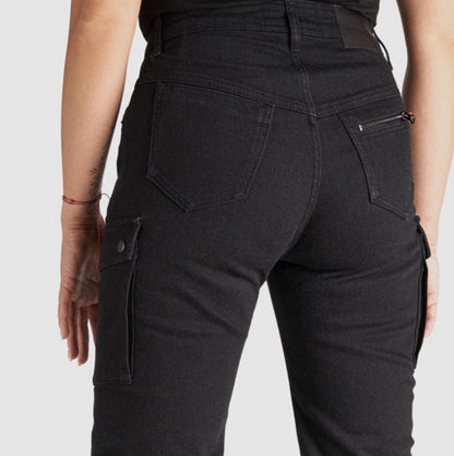 MILA CARGO BLACK – Motorradjeans für Damen im Chino-Stil aus Cordura